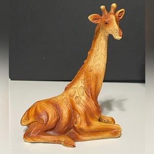 6.5” Tall Steal Street Wood Like Sitting Giraffe